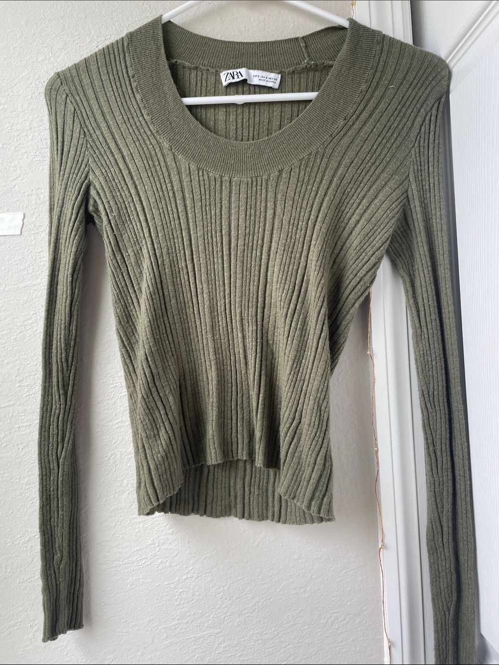 ZARA Olive Green Ribbed Scoop-Neck Sweater